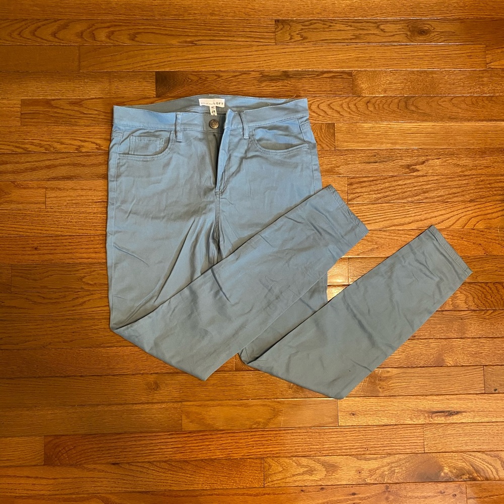 Loft grayish/green leggings size 8